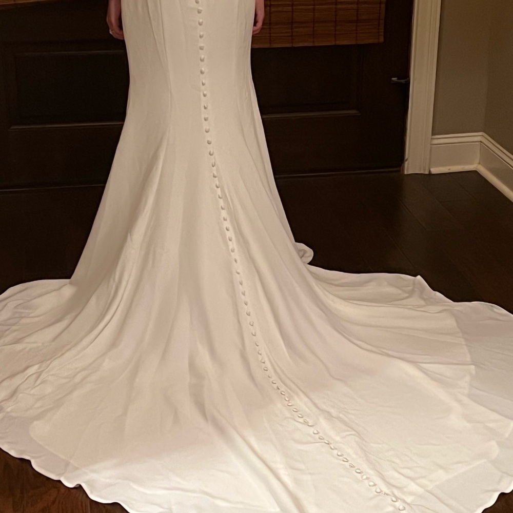 Ivory Wedding dress never worn or altered - Picture 5 of 5